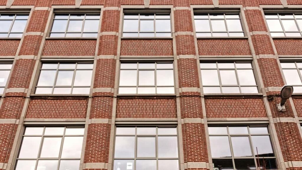 2025 Poland Instagram повний прайс рекламних послуг